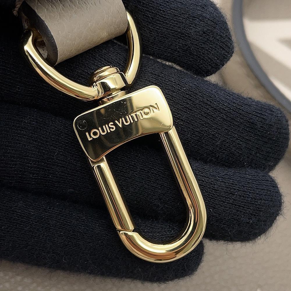 LOUIS VUITTON Onthego Tourterelle claimM45779 Bicolor Monogram Empreinte Leather Monogram Giant Size PM