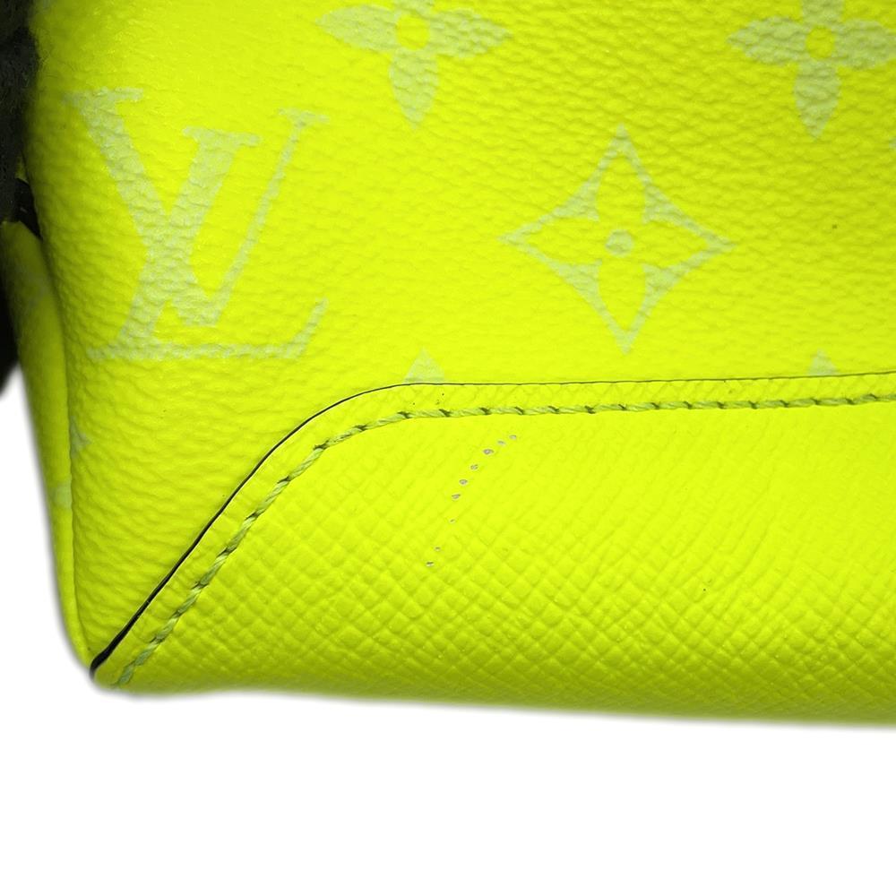 LOUIS VUITTON Duo Sling Bag Taigarama JauneM30945 Monogram Taiga Leather