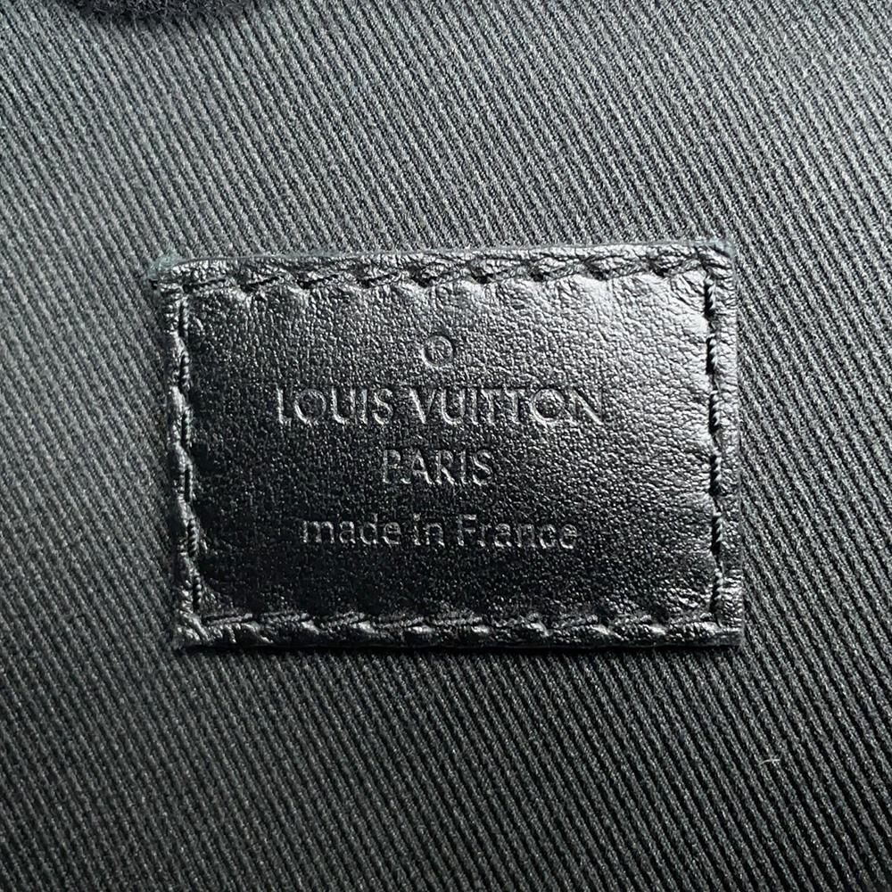 LOUIS VUITTON Discovery Bumback NoirM44444 Monogram / Galaxy