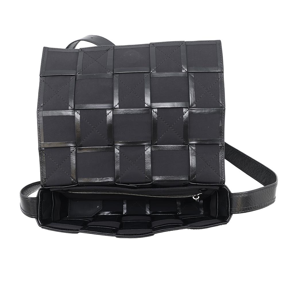 Bottega Veneta Cassette Cross Body Bag Black717587 Calf Leather Size Small