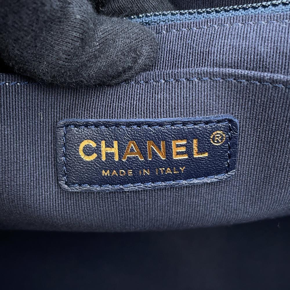 CHANEL Jumbo Matelasse ChainShoulder Bag NavyAS3788 Cotton