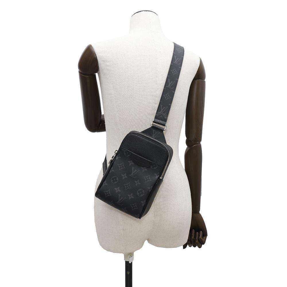 LOUIS VUITTON outdoor sling bag NoirM30741 Monogram Eclipse Taigarama