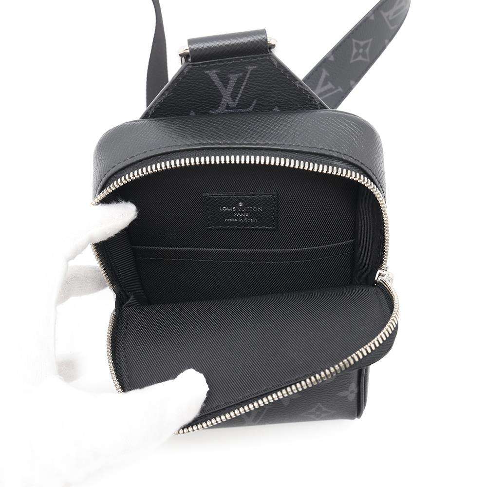 LOUIS VUITTON outdoor sling bag NoirM30741 Monogram Eclipse Taigarama