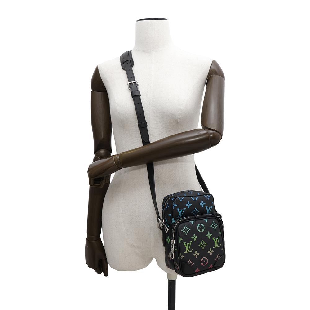 LOUIS VUITTON Amazon NM GradationBlackM13898 Monogram・Iridescent