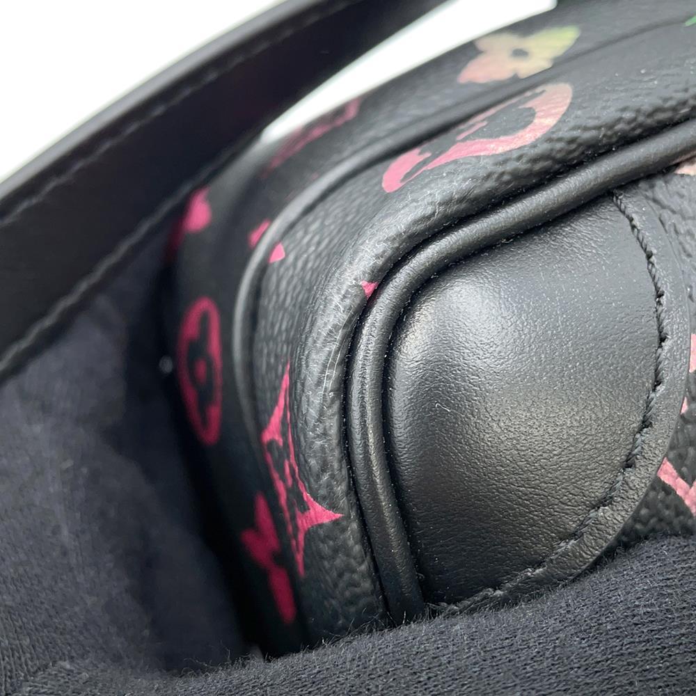 LOUIS VUITTON Amazon NM GradationBlackM13898 Monogram・Iridescent