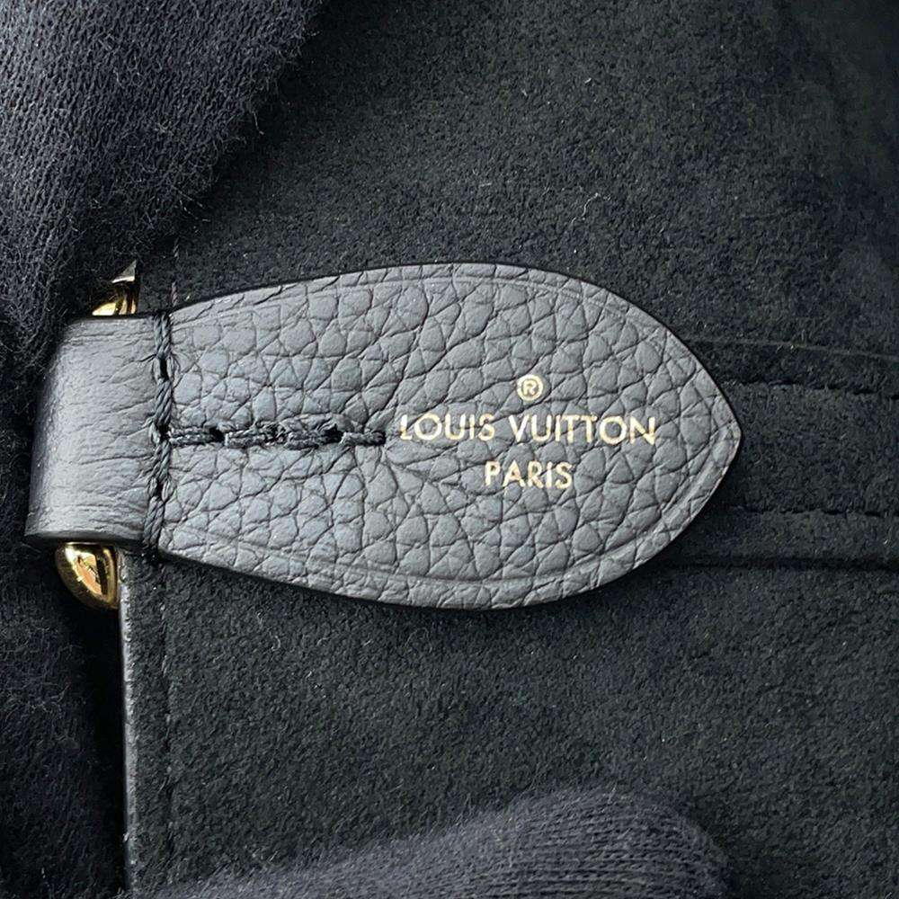 LOUIS VUITTON Blossom NoirM23393 Monogram Mahina Size PM