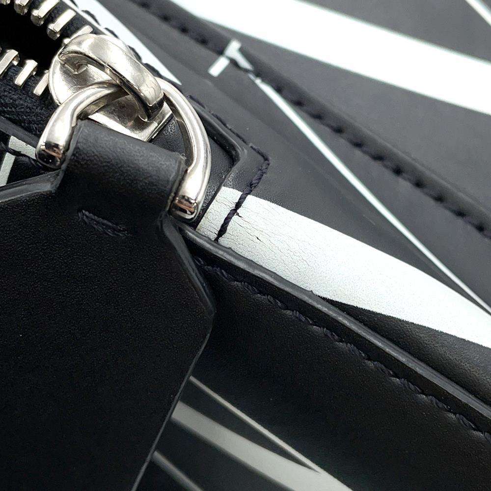 Valentino Garavani VLTN logo Times belt bag BlackVY2B0719GTC Leather