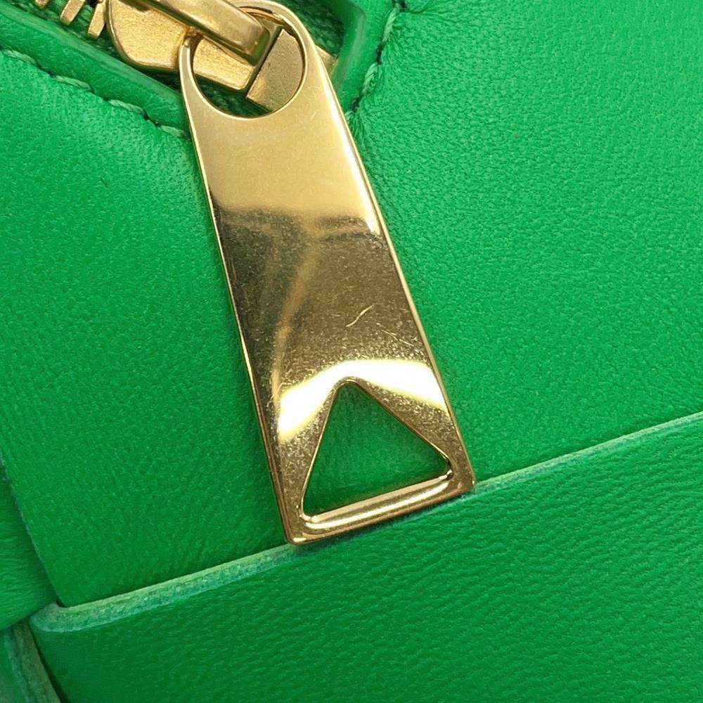 Bottega Veneta Mini Cassette Camera Bag Shoulder Bag Parakeet701915 Lambskin