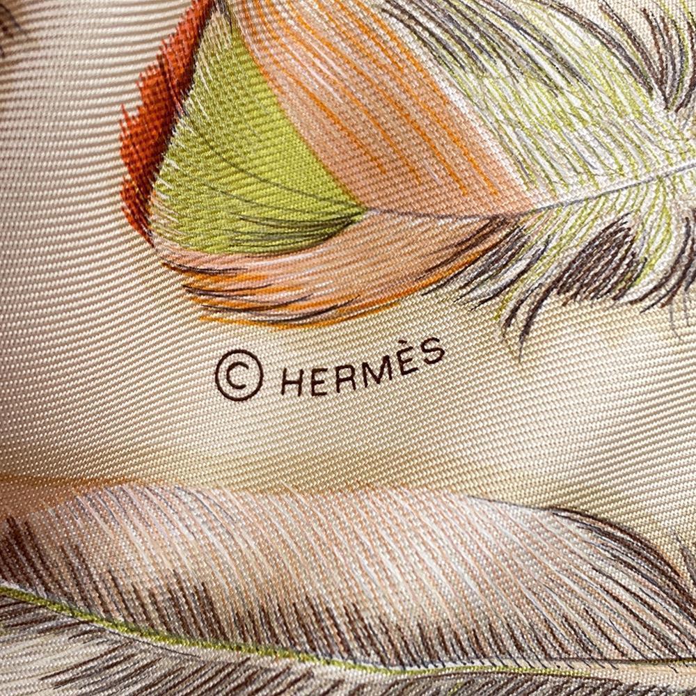 HERMES Carre Plumes II Size 90 Coral/Beige/Rose Silk100%