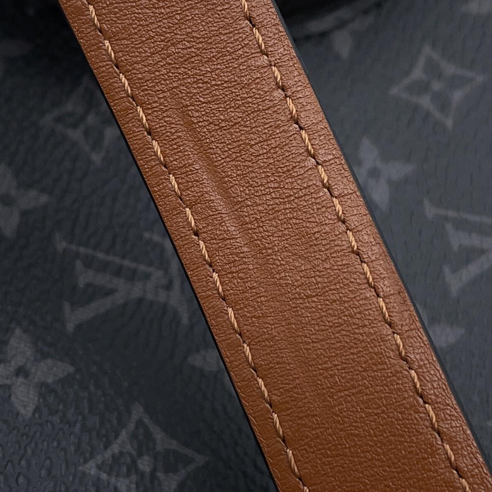LOUIS VUITTON Volga on Strap NoirM69688 Monogram Eclipse