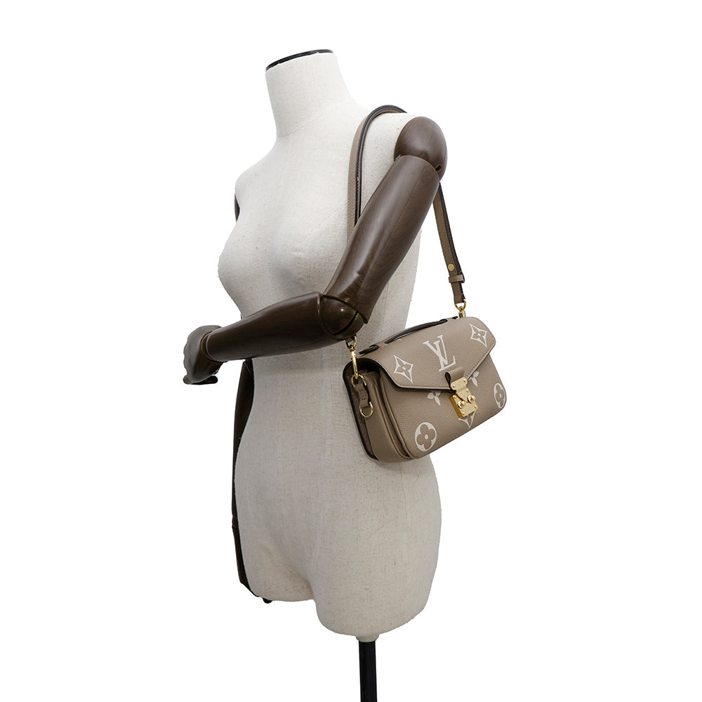 LOUIS VUITTON Pochette Metis EW Tourterelle ClaimsM23081 Monogram Empreinte Leather