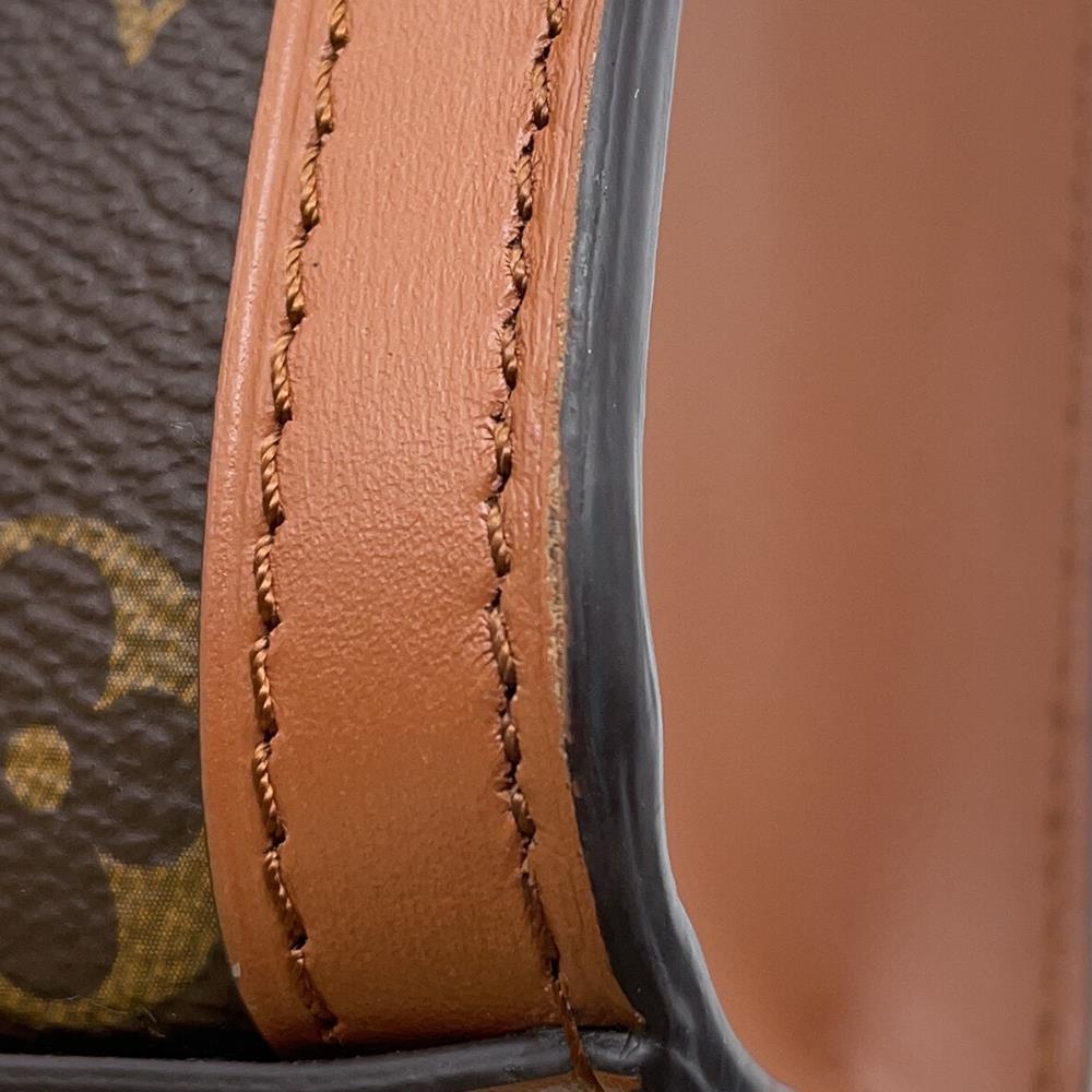 LOUIS VUITTON Dauphine Capital NoirM46751 Monogram Monogram Reverse Canvas