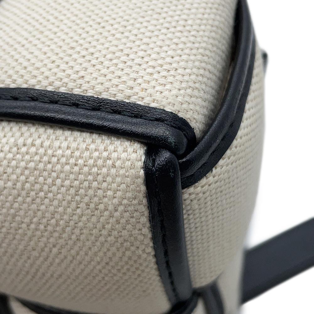 Bottega Veneta Padded Cassette Shoulder Bag Ivory/Black741451 Canvas Leather Size 25㎝