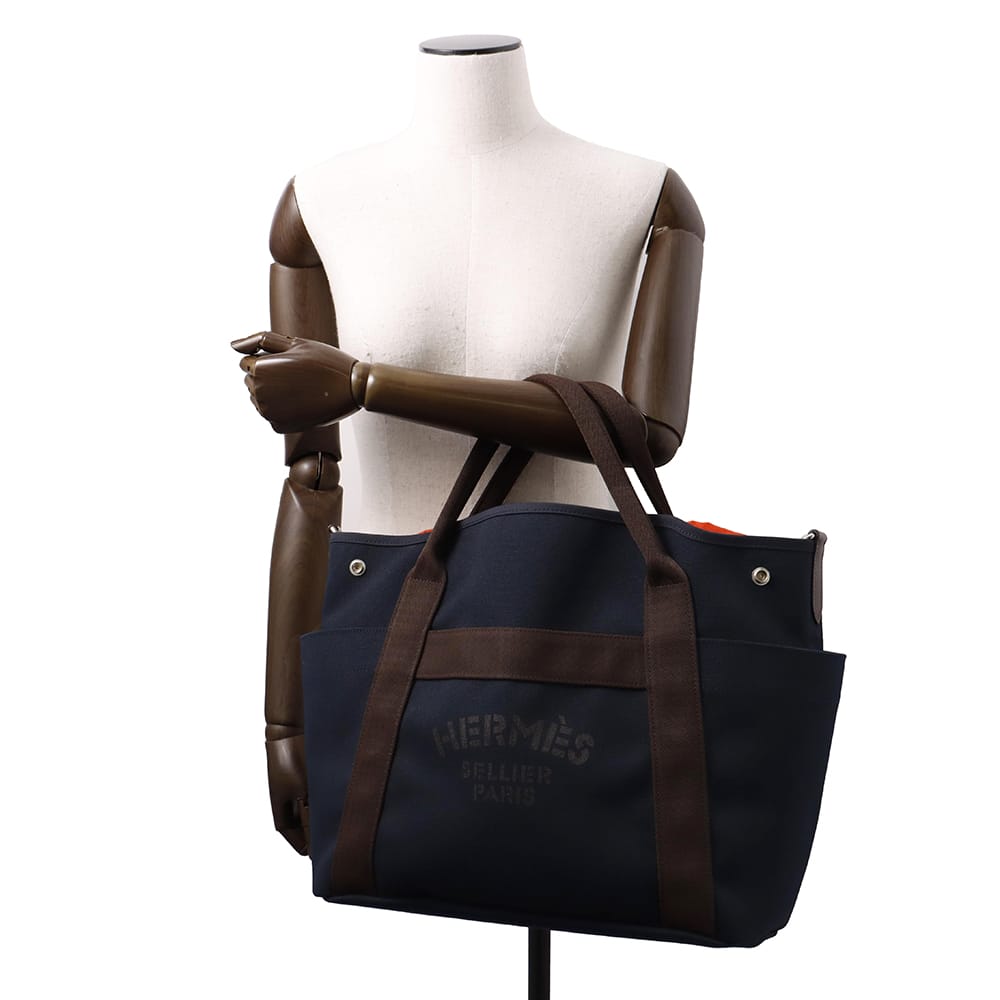 HERMES Bloom Sac de Pansage Navy/Feu Canvas