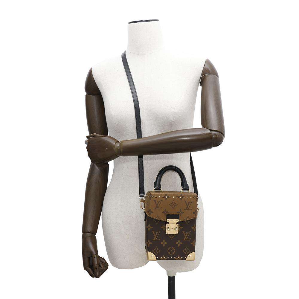 LOUIS VUITTON Camera box NoirM82465 Monogram Monogram Reverse Canvas