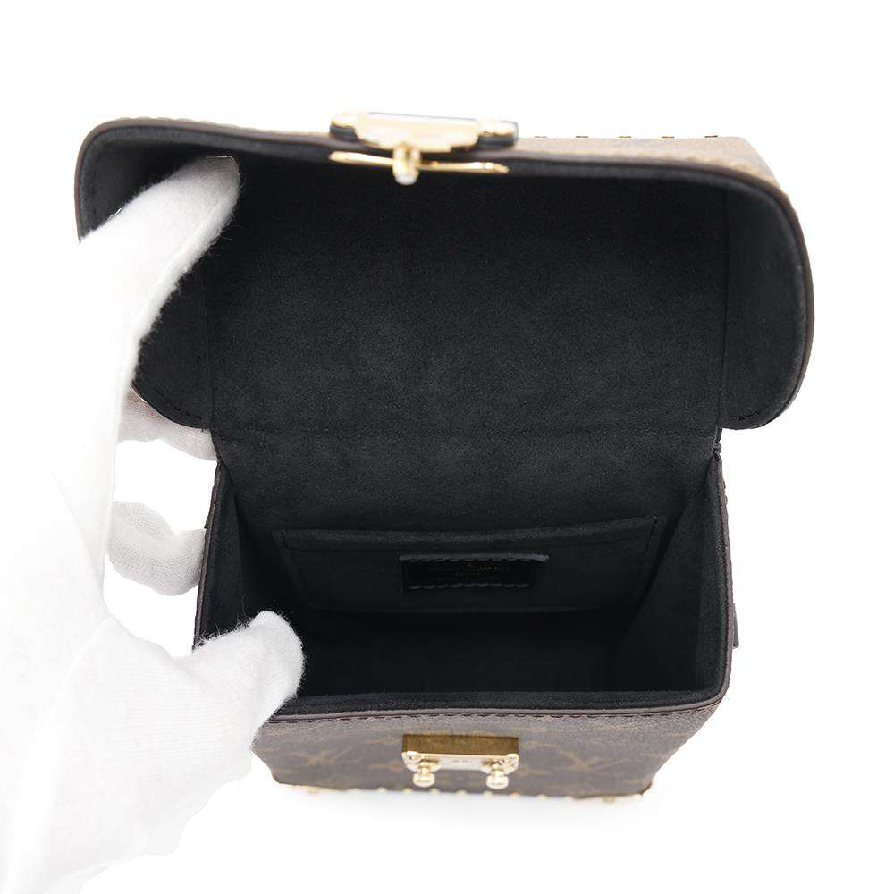 LOUIS VUITTON Camera box NoirM82465 Monogram Monogram Reverse Canvas