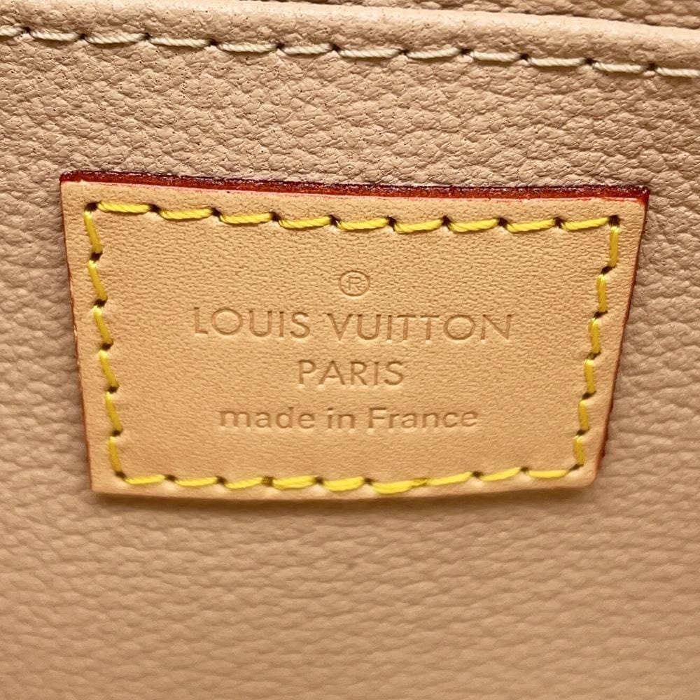 LOUIS VUITTON Pochette Cosmetic BeigeM47515 Monogram Size PM