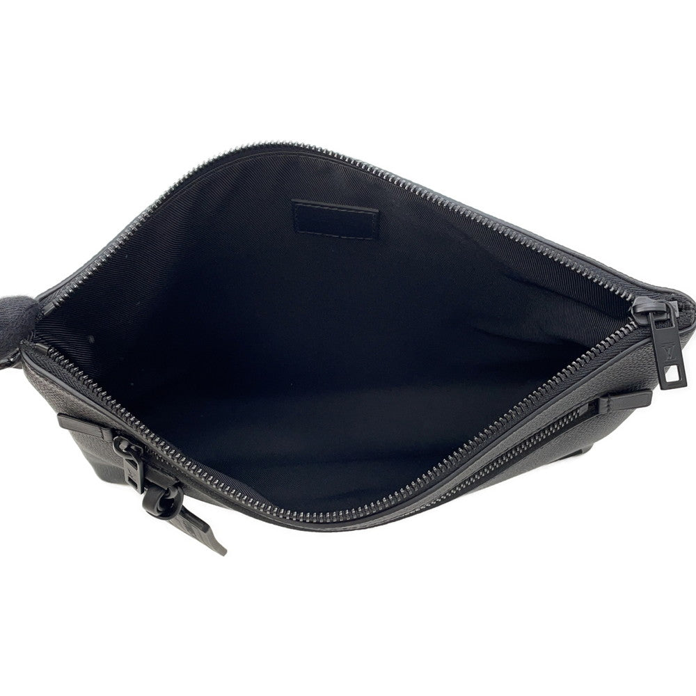 LOUIS VUITTON Take Off・Pouch NoirM69837 Grain Leather