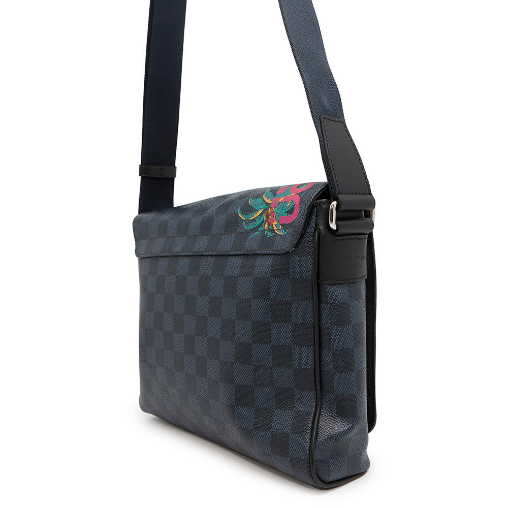 LOUIS VUITTON District NoirN50005 Damier Cobalt Canvas Size PM