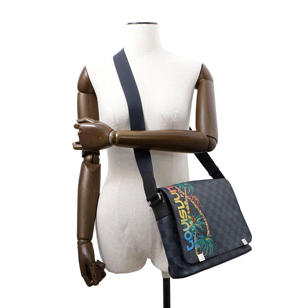 LOUIS VUITTON District NoirN50005 Damier Cobalt Canvas Size PM