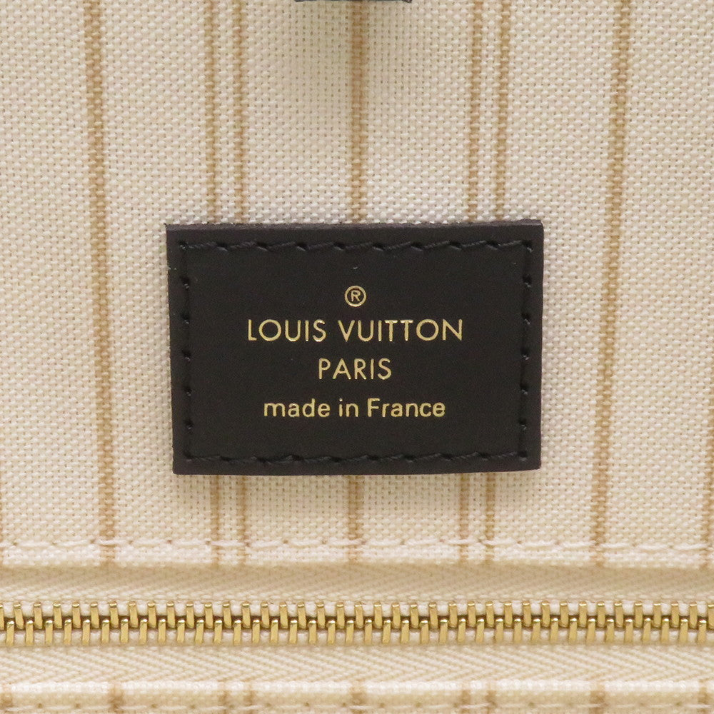 LOUIS VUITTON Onthego IvoireM44675 Monogram / Jungle Size GM