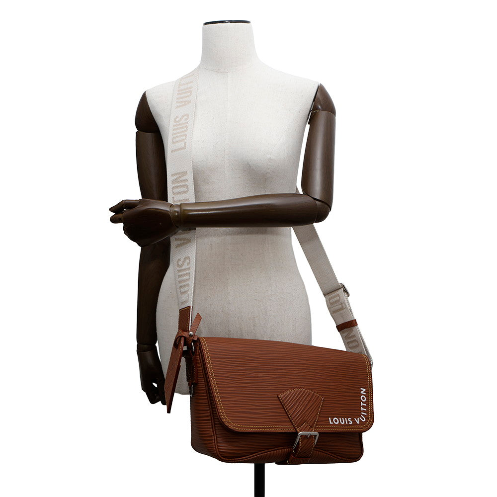 LOUIS VUITTON Montsouris Messenger BrownM23097 Epi XL