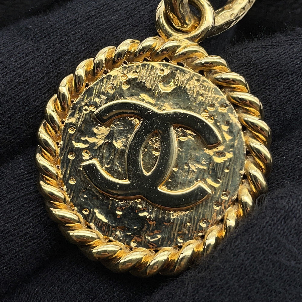 CHANEL Medallion Tote BlackA01804 Caviar Leather