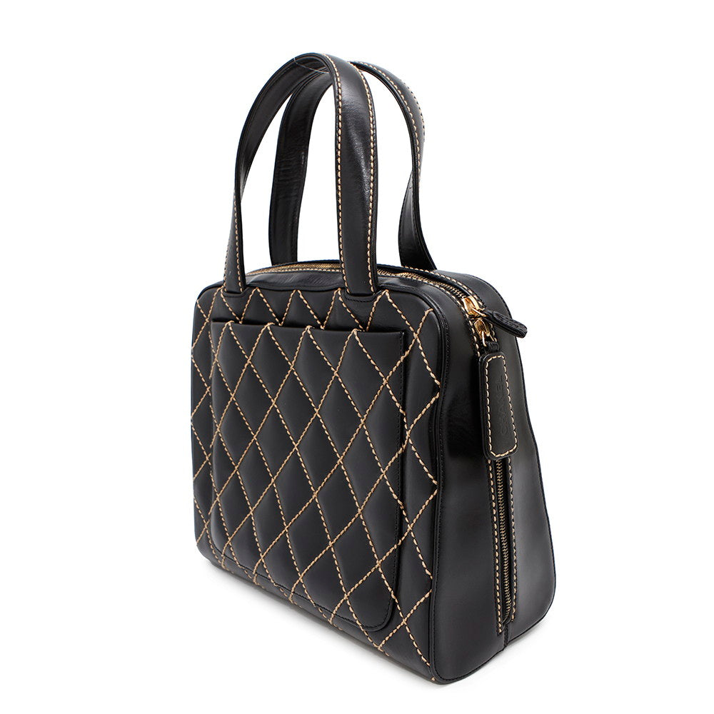 CHANEL Wild Stitch Handbag BlackA20665 Lambskin