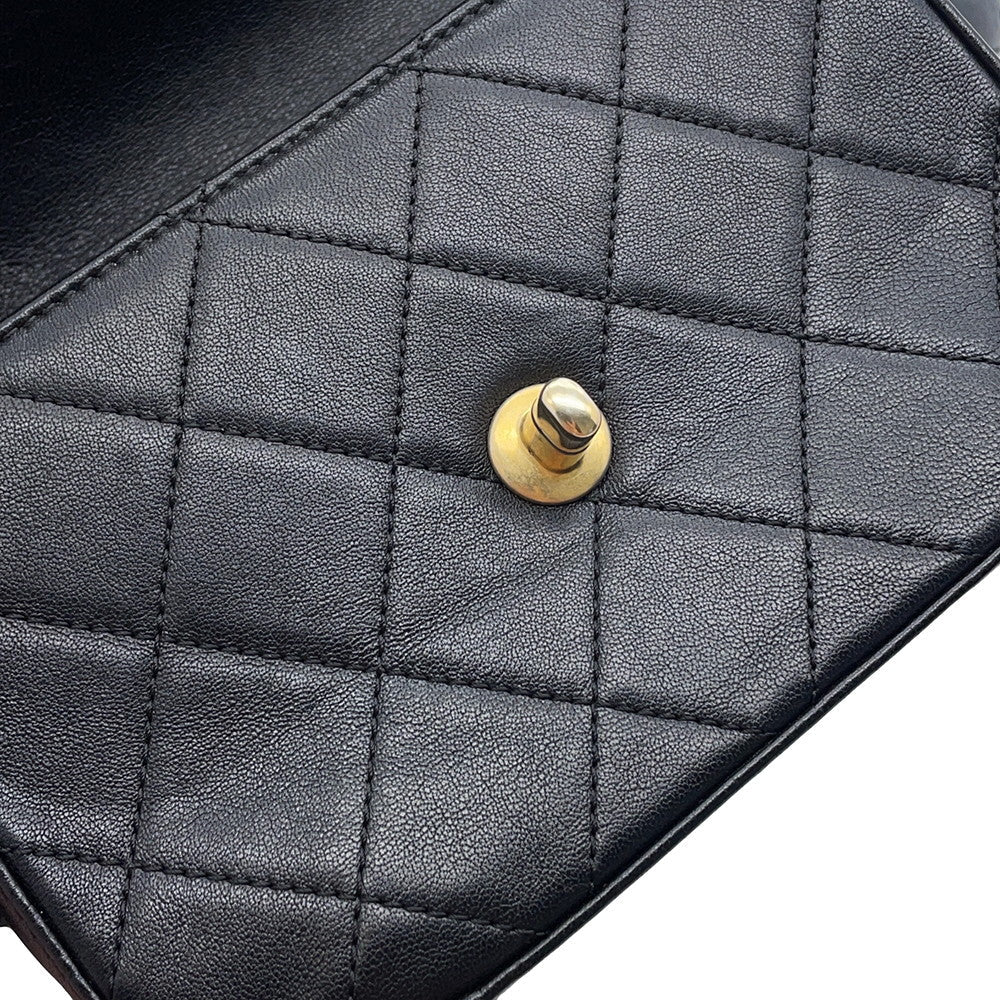 CHANEL CHANEL19 Matelasse Waist Bag Black Leather