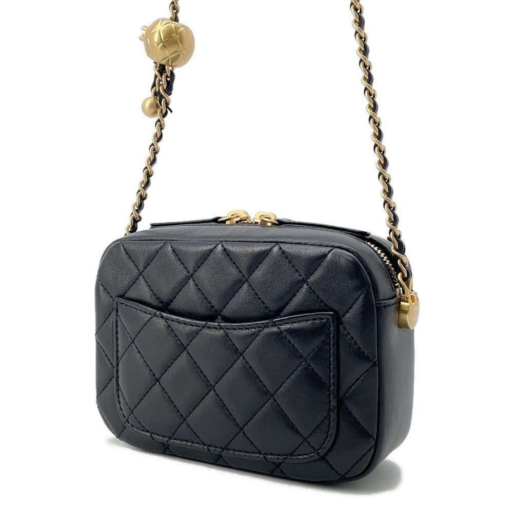 CHANEL Matelasse ChainShoulder camera bag Black Lambskin