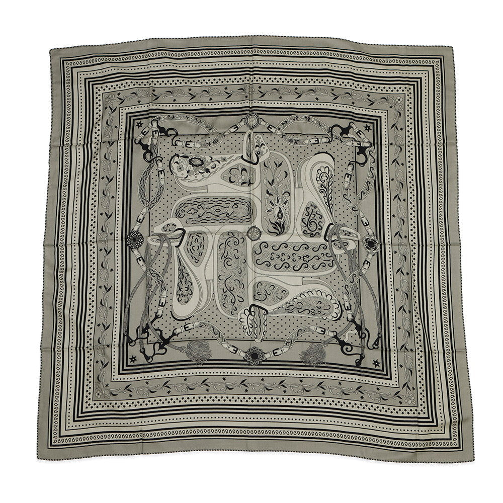 HERMES Carre Geant Festival Des Amazones Amazon Festival Bandana Size 140 Argile/Soji/Black Cashmere70% Silk30%