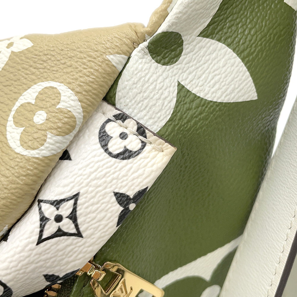 LOUIS VUITTON Bumbag Khaki/White/BeigeM44611 Monogram Monogram Giant