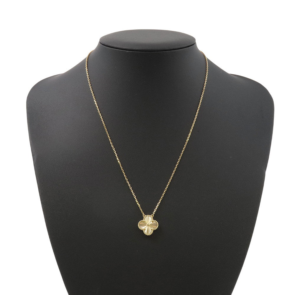 Van Cleef & Arpels Vintage Alhambra Pendant GuillochéVCARP4KL00 18K Yellow Gold