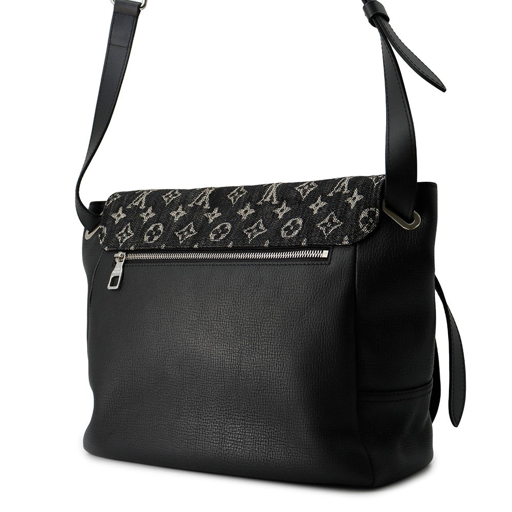 LOUIS VUITTON Busus Tokyo NoirM45971 Monogram Denim Taurillon Leather