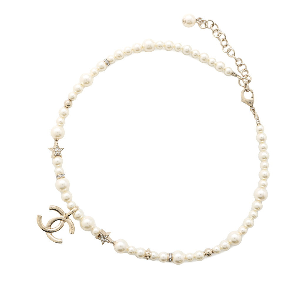 CHANEL CC Logo Star NecklaceABB256 Gold Plated Rhinestone Faux Pearl