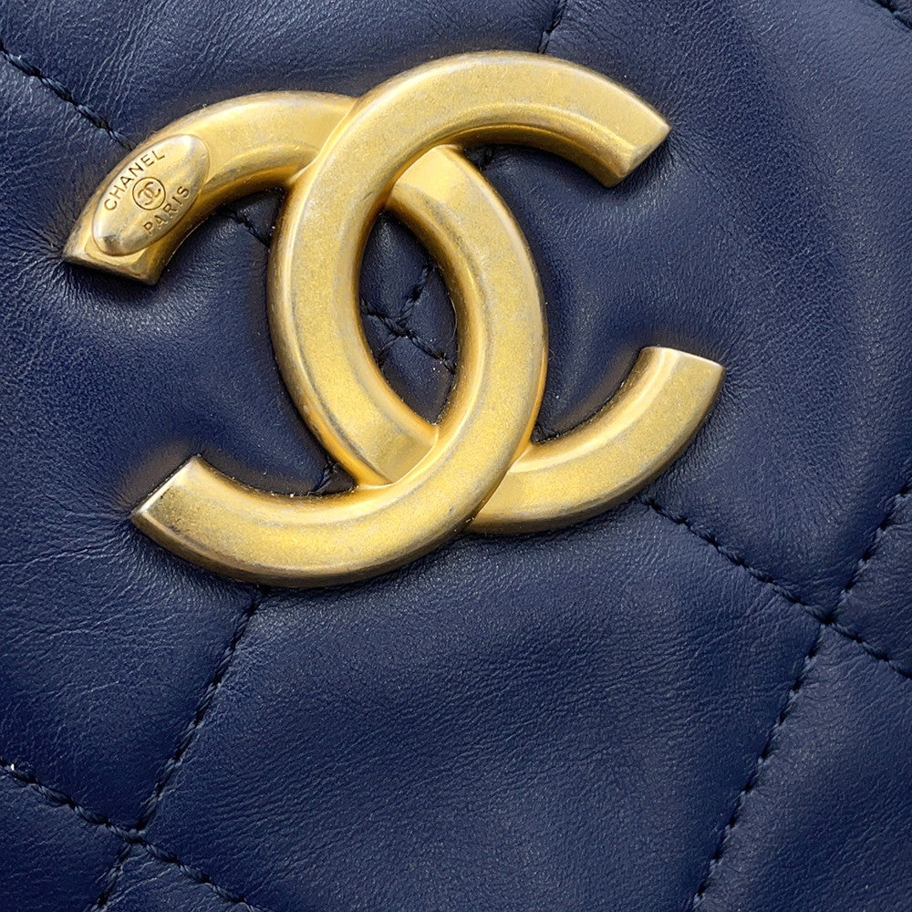 CHANEL Chain Tote Shopping Bag NavyAS2295 Calf Leather Size Small