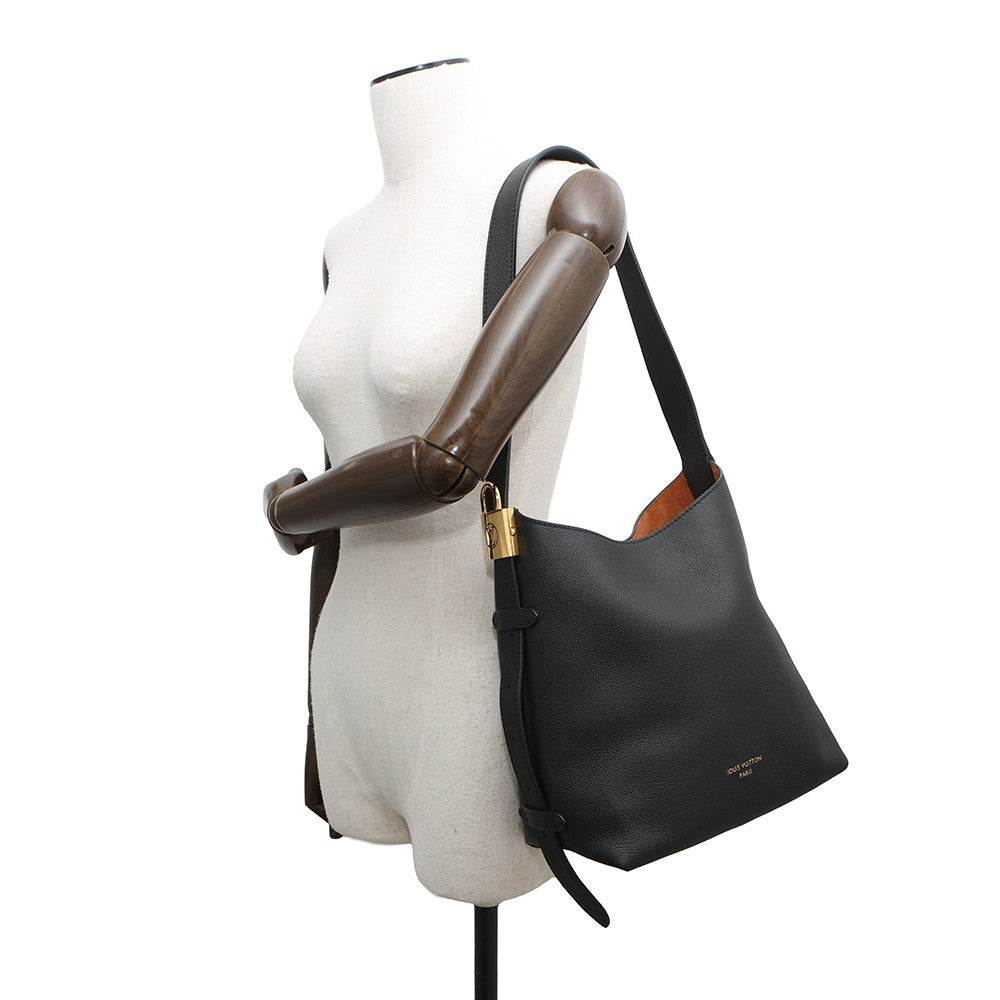 LOUIS VUITTON Lowkey Hobo NoirM25352 Calf Leather Size PM