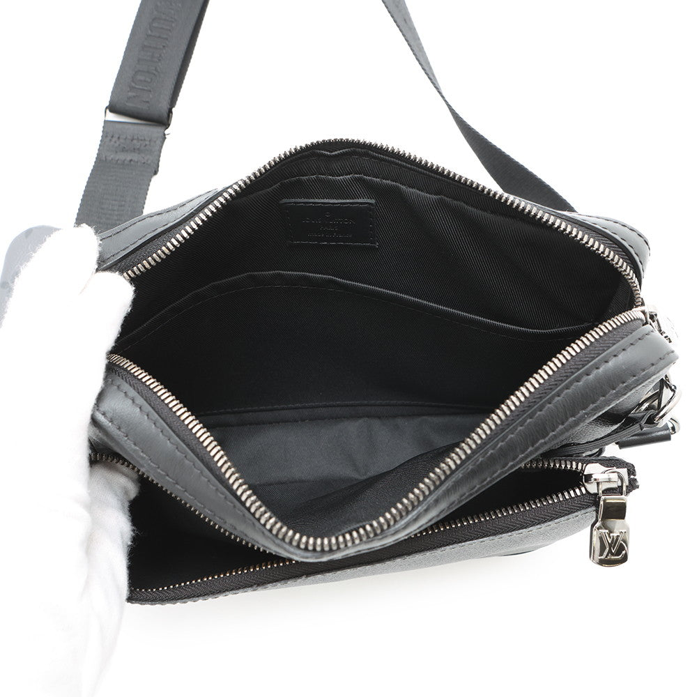 LOUIS VUITTON Trio Messenger NoirM69443 Monogram Eclipse Monogram Eclipse Reverse
