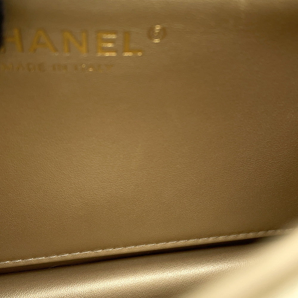 CHANEL Matelasse ChainShoulder Bag GoldAS0585 Leather