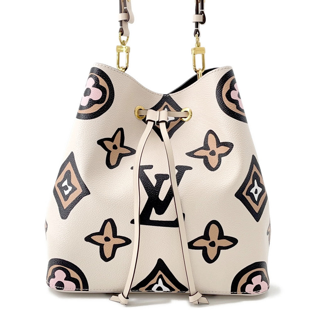 LOUIS VUITTON Neonoe Black/ClaimM45822 Monogram・Wild at Heart