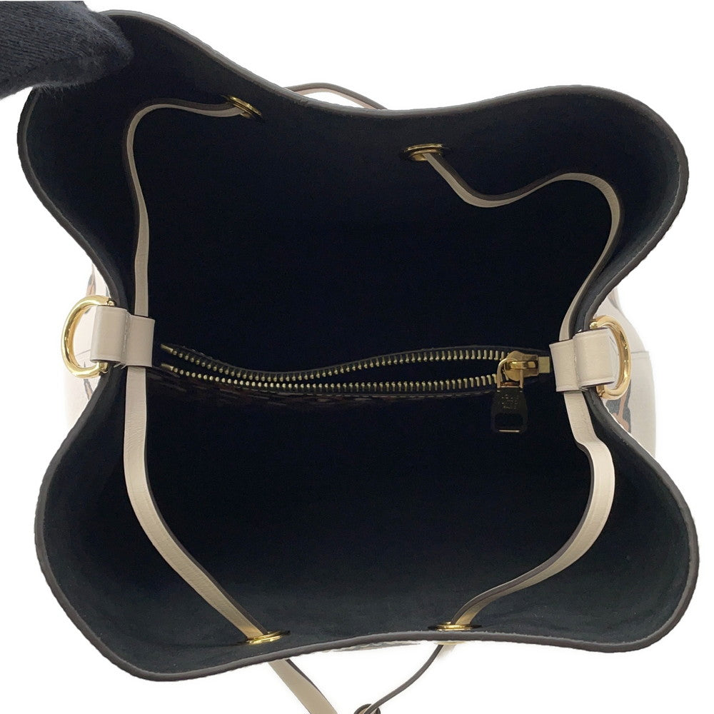 LOUIS VUITTON Neonoe Black/ClaimM45822 Monogram・Wild at Heart