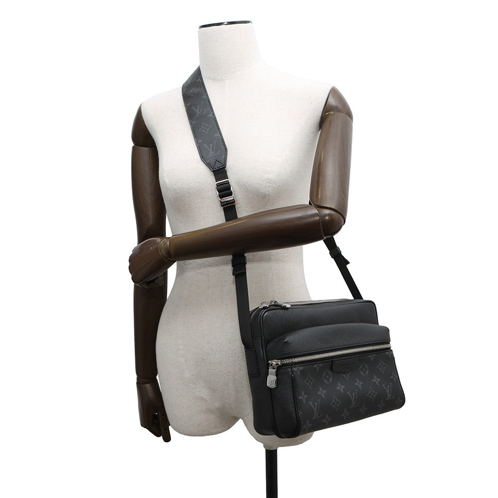 LOUIS VUITTON Outdoor messenger NoirM30233 Taiga Leather Monogram Eclipse Size PM