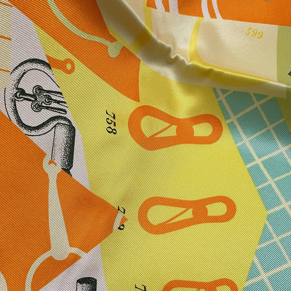 HERMES Carre LES PETITS PAPIERS Size 70 Jaune/Multicolor Silk100%