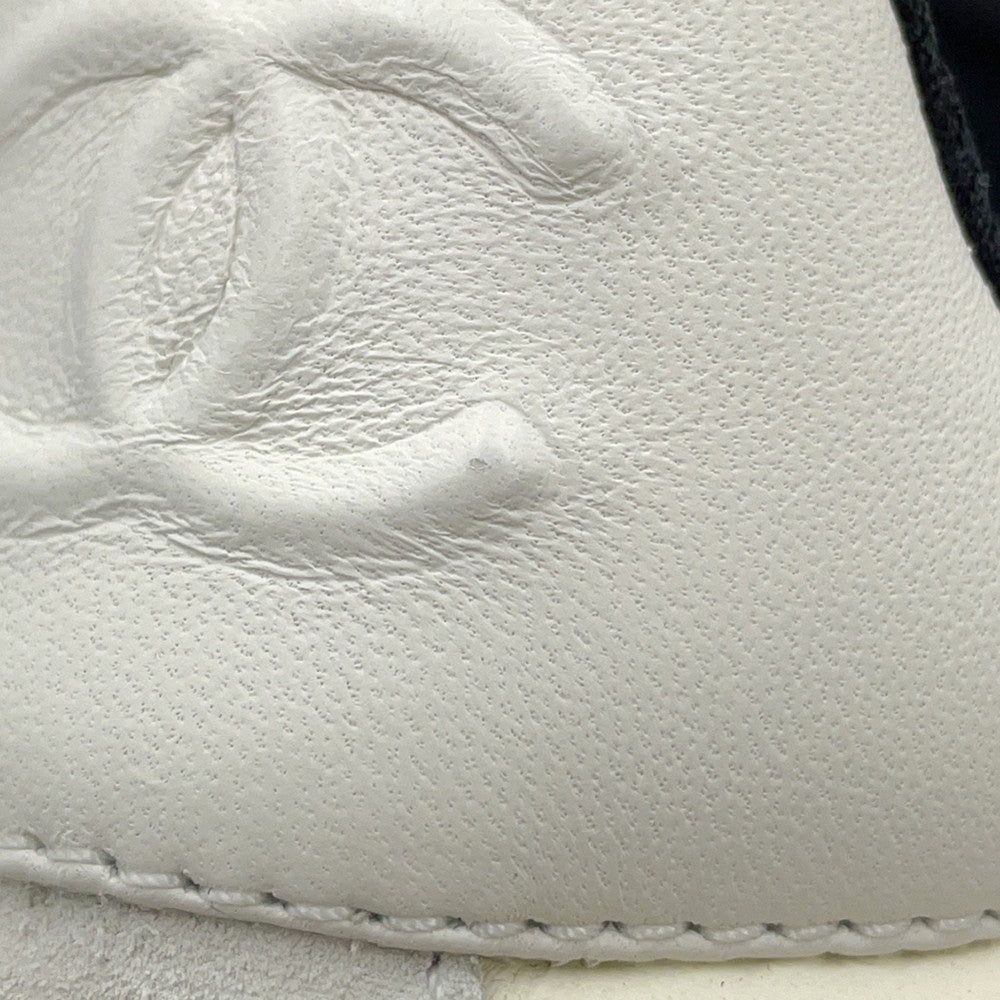 CHANEL CC Logo Low Cut Sneakers White/BlackG45212 Leather suede Size 38