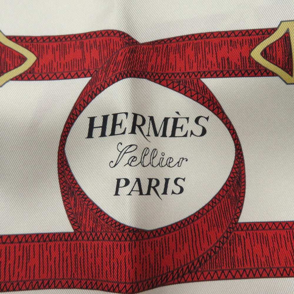 HERMES Carre EPERON D'OR Apron D'or Size 90 Caramel/Creme Silk100%