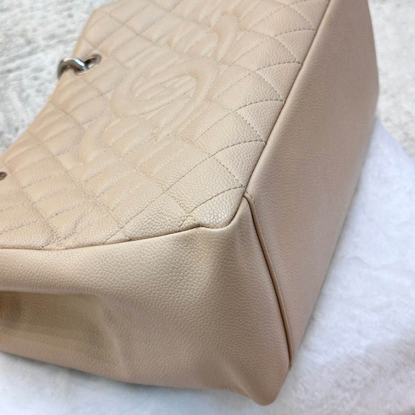 Chanel GST Beige Caviar Shw Bag