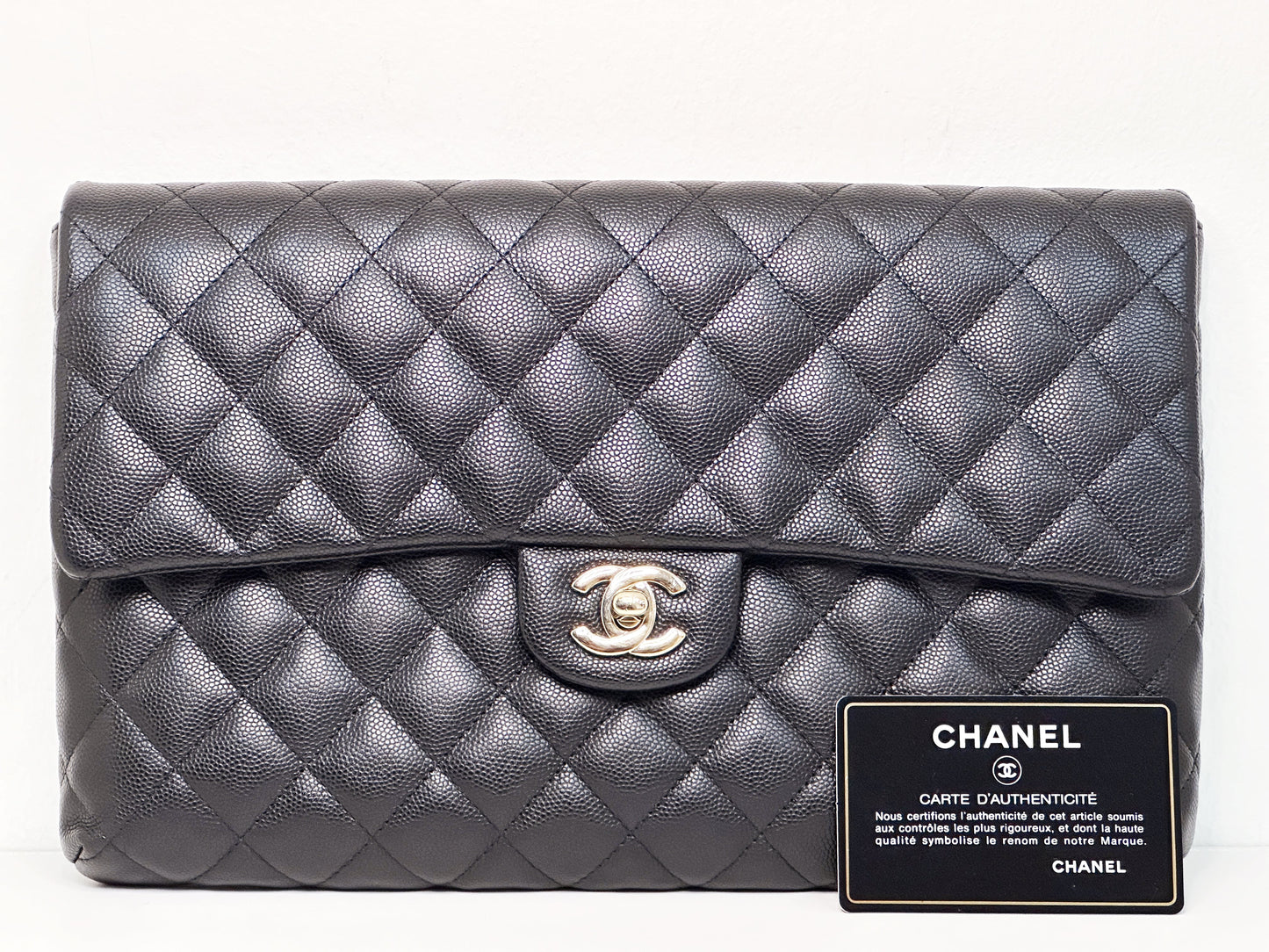 Chanel Quilted Caviar Classic Clutch GHW Black 2683 holo card