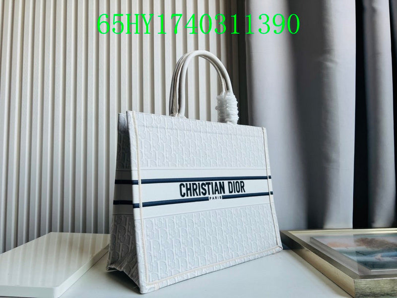 Christian Dior Luxury Bag - The Tote   228