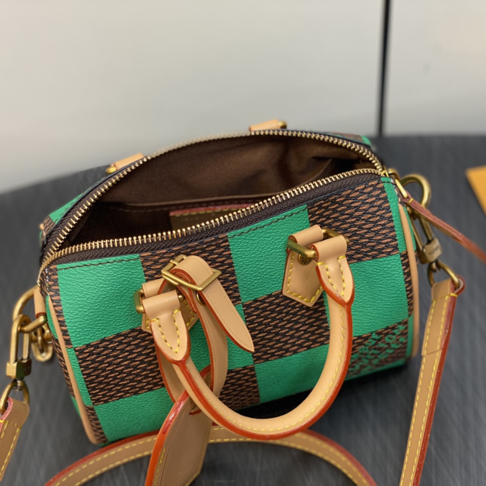 Speedy 18 Bandoulière Damier Pop Green Leather Handbag for Women
