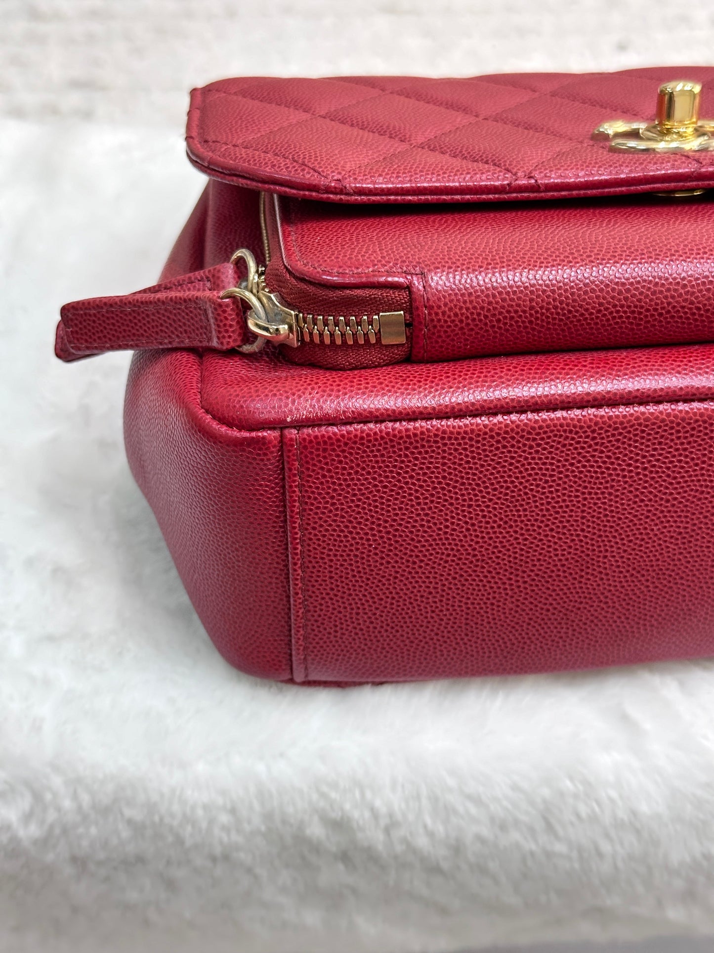 CHANEL Small Business Affinity Bag Red
